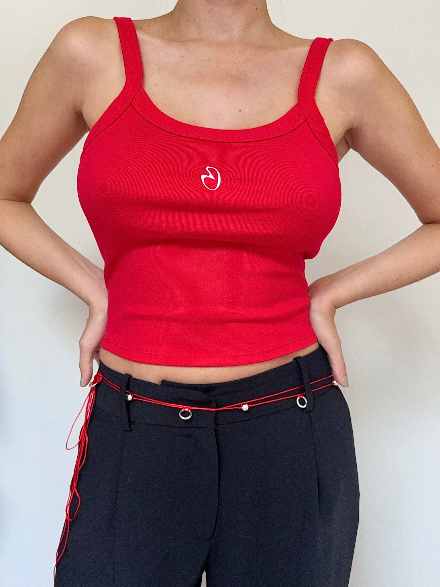 HOMNE Signature Cropped Tank